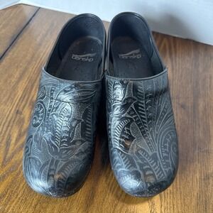 Dansko Professional Tooled Black Clogs Mules Shoes Women's Size 37 US 6.7-7